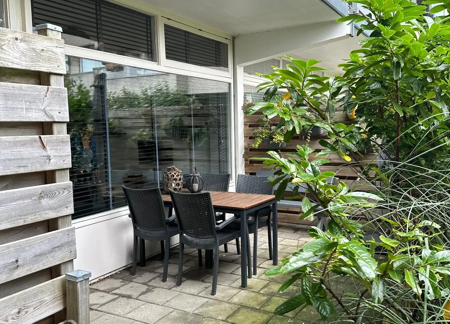 De Schelp 86, Garden And Free Parking Apartment Zandvoort